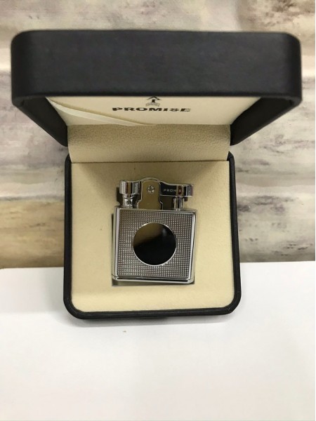 Promise Marka Benzinli Gümüş Gri Yuvarlak Logo Desenli Kişiye Özel Çakmak