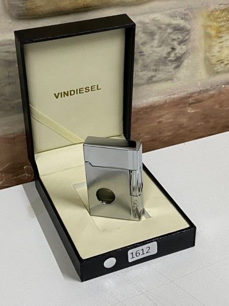 Vindiesel Marka Düz Gri Renk Gaz Göstergeli Gazlı Model Kişiye Özel Çakmak 