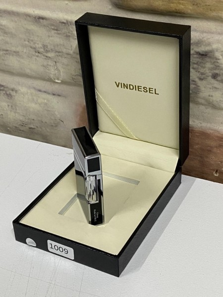 Vindiesel Marka Düz Siyah Gri Renk Gazlı Model Kişiye Özel Çakmak 
