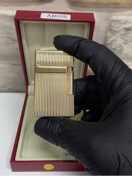 Vindiesel Marka Sarı Renk Düz Çizgi Desenli Model İsme Özel Çakmak