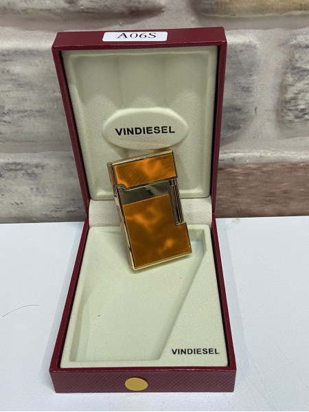 Vindiesel Marka Turuncu Kahverengi Desenli Renk İsme Özel Çakmak