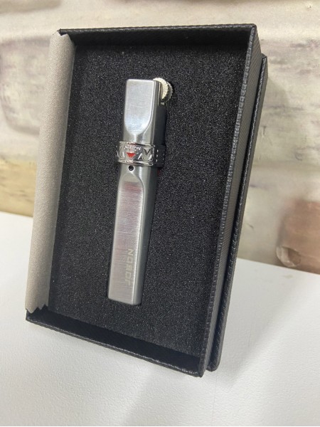 Jobon Marka Tek İnce Ateşlemeli Gri Renk İsme Özel Çakmak